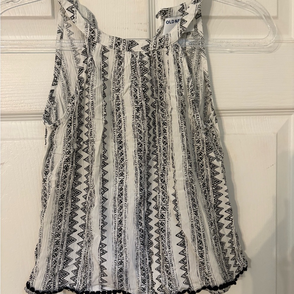 Old Navy Black and White Geometric Tank Top